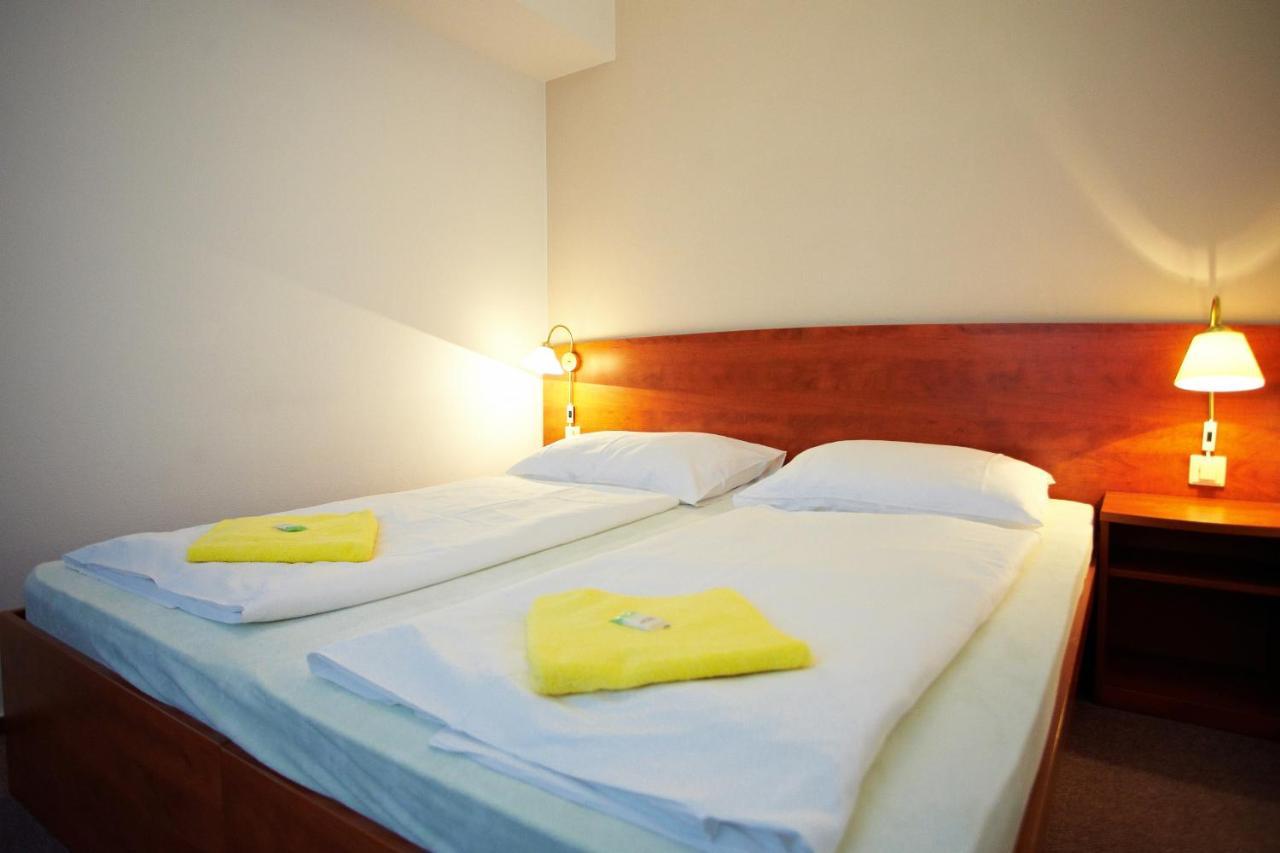 Wellness Hotel Central Klatovy Exterior photo